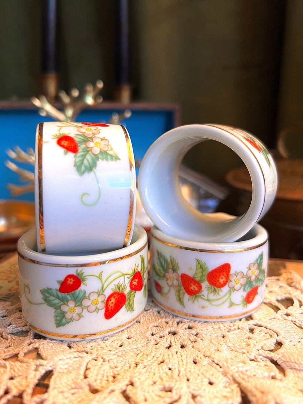 Copied - Strawberry Napkin Rings (Ceramic) - Avon, Set of 4